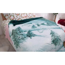 august & leo Oversized Faux Fur Angelic Winter Throw Hot
